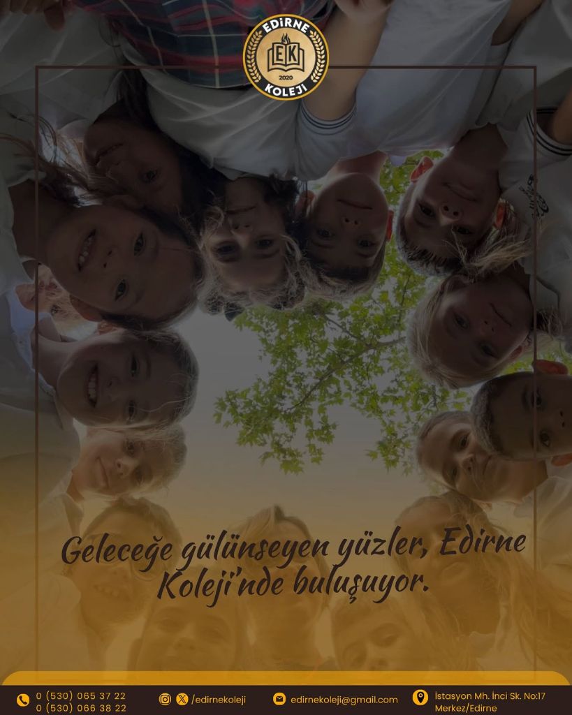Öğrenciler ağacın altında bir arada